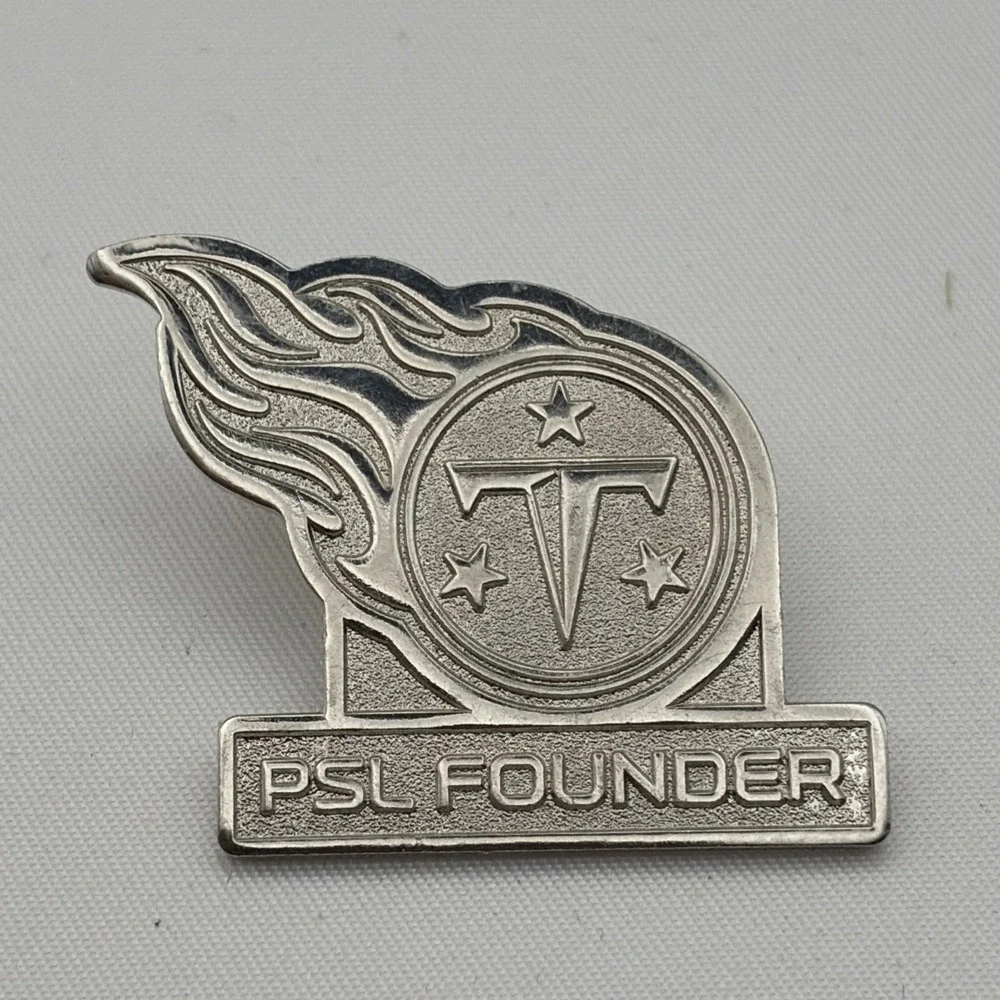 NFL Tennessee Titans PSL Founder Personal Seat License Silver Tone Lapel Hat Pin